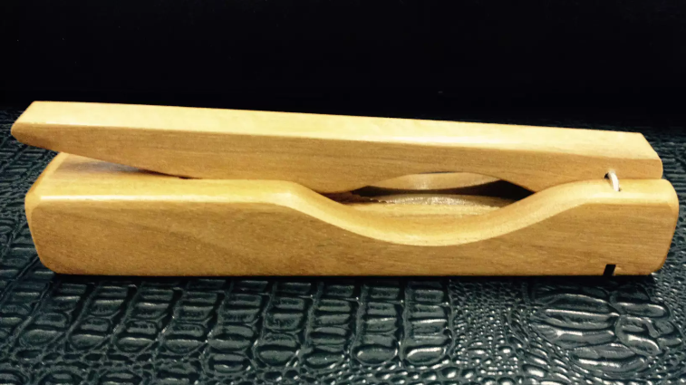 Descascador de Pinhão Manual - Imagem 3